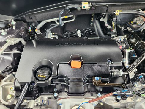 Certified 2026 Honda HR-V LX image 30