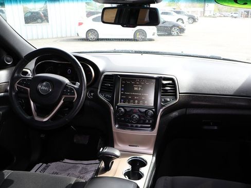 Used 2015 Jeep Grand Cherokee Laredo w/ Quick Order Package 23E AWD/4WD image 13