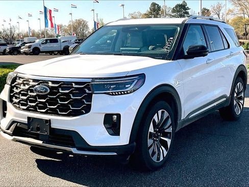 New 2026 Ford Explorer Platinum w/ LUX Leather Package image 2