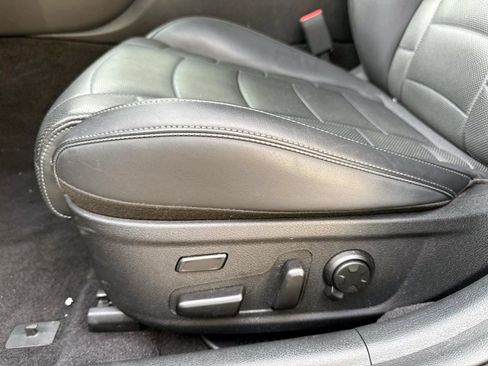 Used 2022 Kia Stinger GT2 image 10