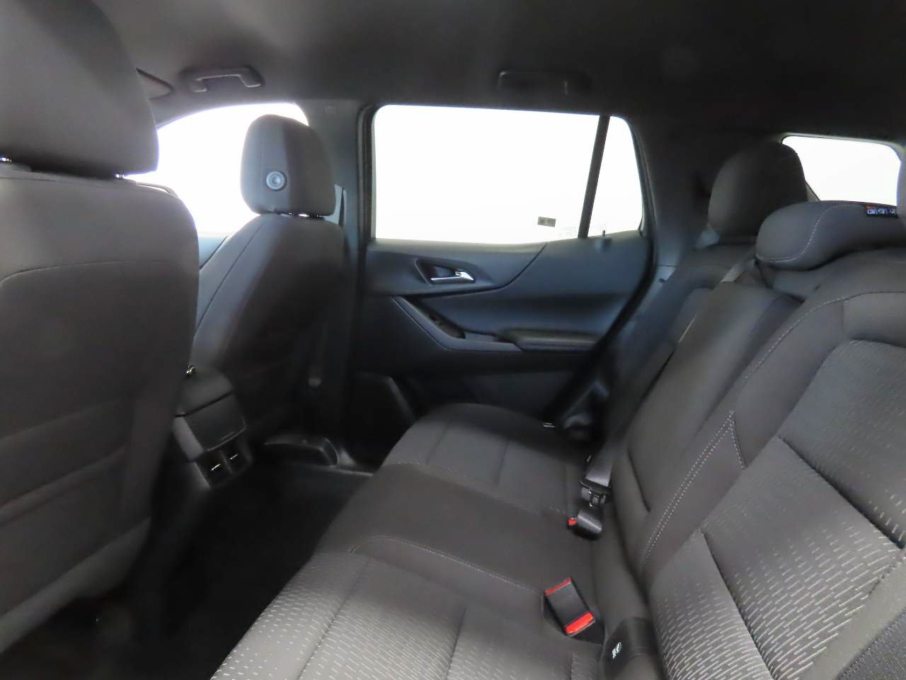 Certified 2026 Chevrolet Equinox LT AWD/4WD image 15