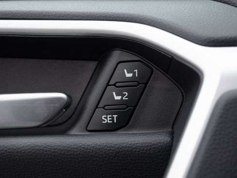 Used 2023 Toyota RAV4 XSE image 32