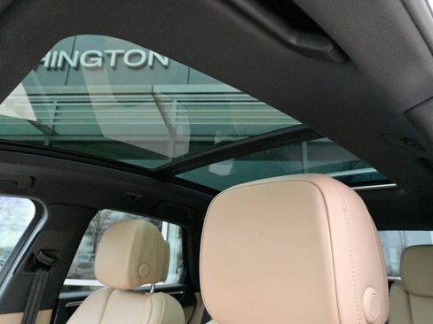 Used 2020 Porsche Macan image 33