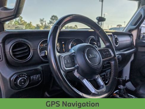 Used 2021 Jeep Gladiator Overland AWD/4WD image 31