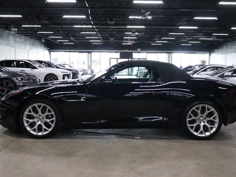 Used 2019 Jaguar F-TYPE Convertible image 3
