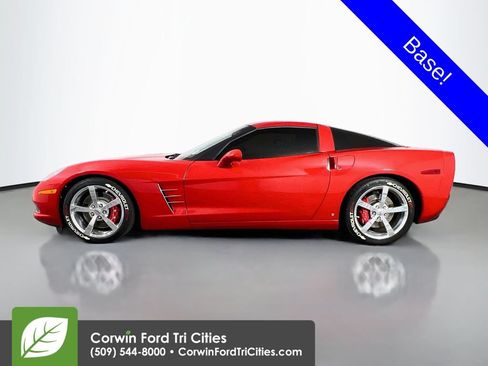 Used 2008 Chevrolet Corvette Coupe w/ Preferred Equipment Group RWD image 6