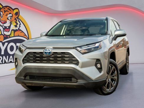 Used 2022 Toyota RAV4 XLE Premium AWD/4WD image 1
