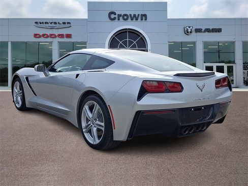 Used 2017 Chevrolet Corvette Stingray Coupe w/ 3LT Preferred Equipment Group image 4