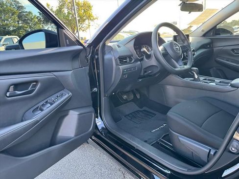 Certified 2024 Nissan Sentra S FWD image 13