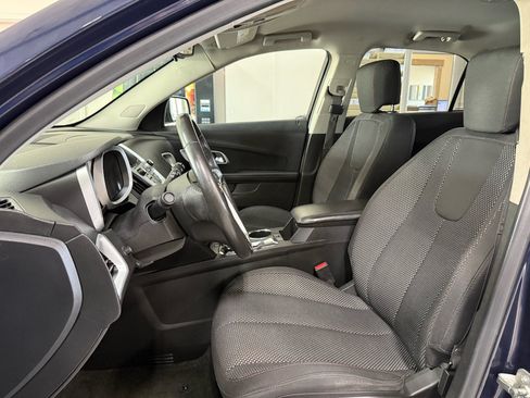 Used 2017 Chevrolet Equinox LT w/ Convenience Package FWD image 10