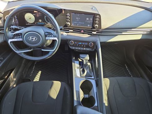 Used 2021 Hyundai Elantra SEL w/ Convenience + Premium Package image 21