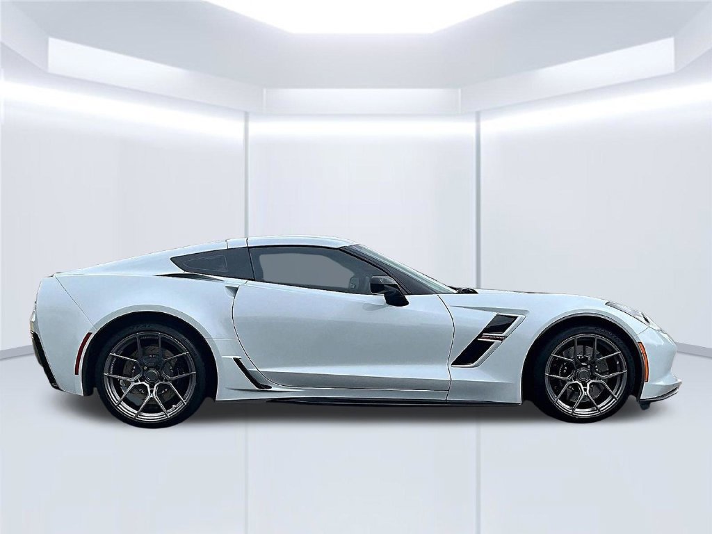 Used 2019 Chevrolet Corvette Grand Sport w/ Grand Sport Heritage Package RWD image 34