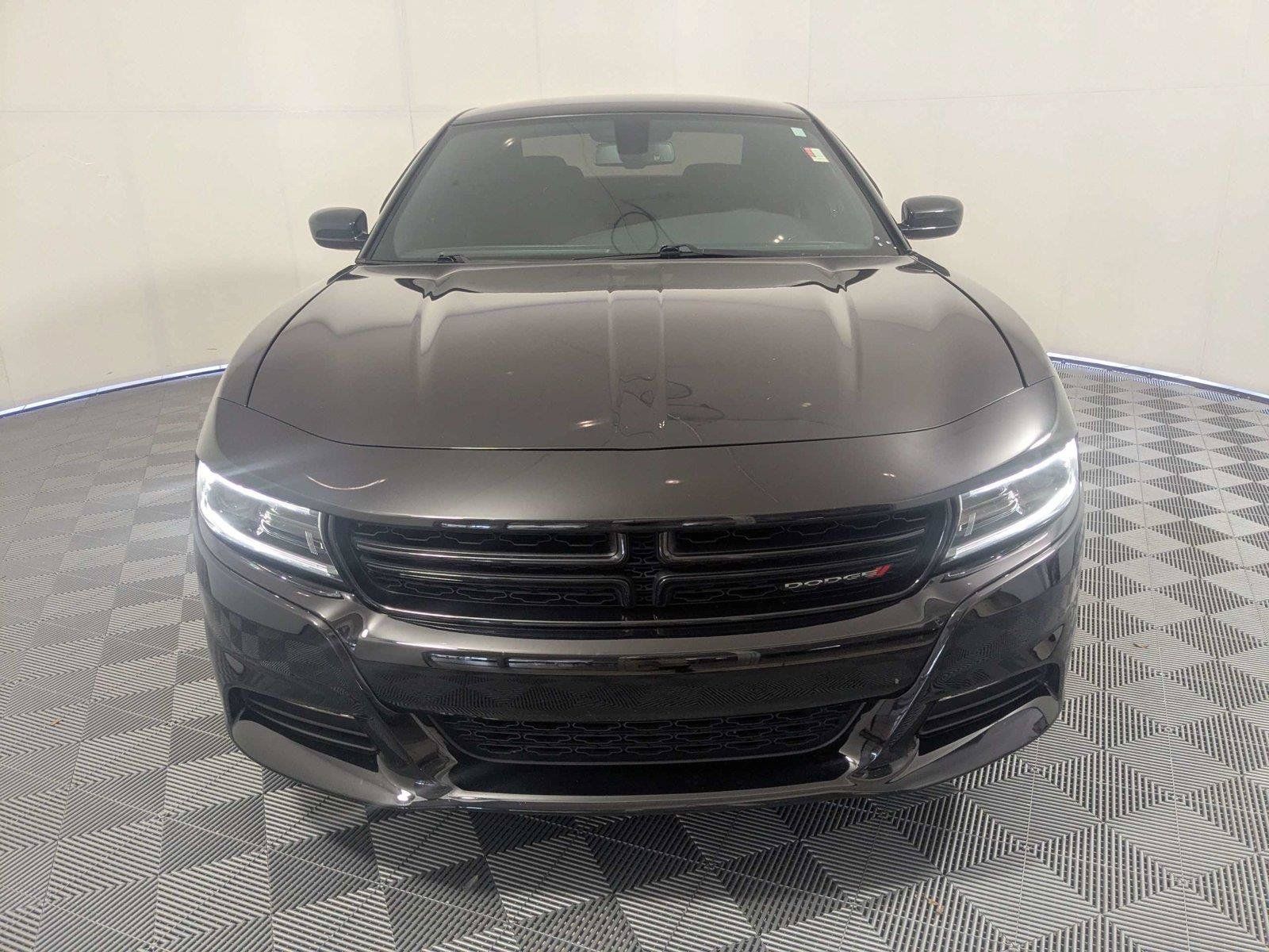 Used 2023 Dodge Charger SXT w/ Blacktop Package AWD/4WD image 3