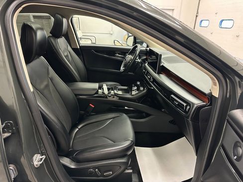 Used 2022 Lincoln Nautilus Reserve w/ Equipment Group 201A image 32