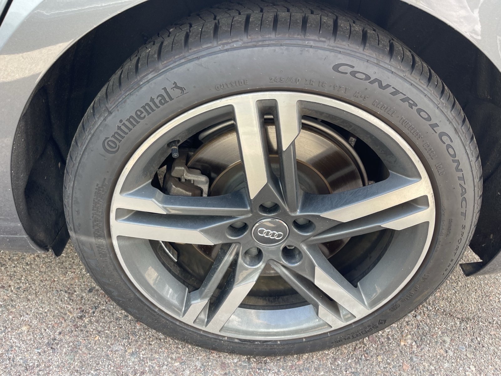 Used 2018 Audi A4 2.0T Premium Plus w/ Premium Plus Package AWD/4WD image 6
