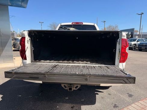 Used 2019 Toyota Tundra SR5 image 6