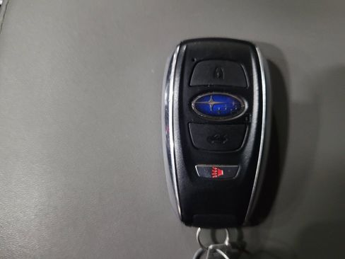 Used 2020 Subaru Legacy Limited image 32