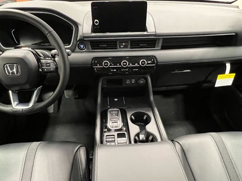 New 2025 Honda Pilot EX-L image 20