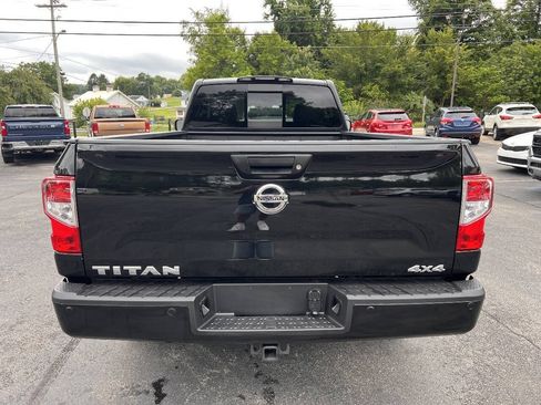 Used 2017 Nissan Titan S AWD/4WD image 6
