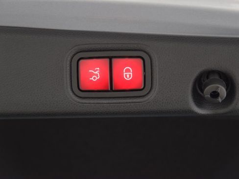 Certified 2022 Mercedes-Benz E 350 Sedan image 30