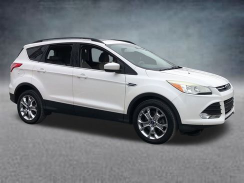 Used 2014 Ford Escape SE w/ Equipment Group 201A image 12