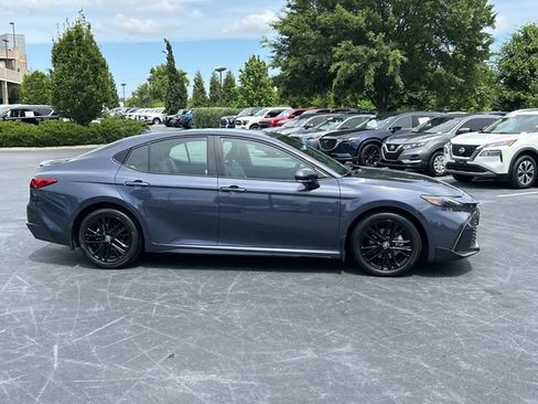 Used 2026 Toyota Camry SE w/ Convenience Package FWD image 3