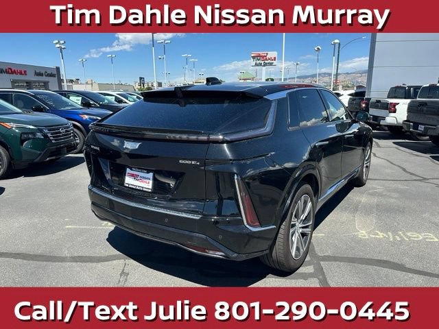 Used 2024 Cadillac Lyriq Luxury AWD/4WD image 11