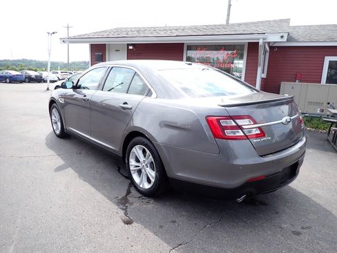 Used 2014 Ford Taurus SEL w/ Equipment Group 201A FWD image 4