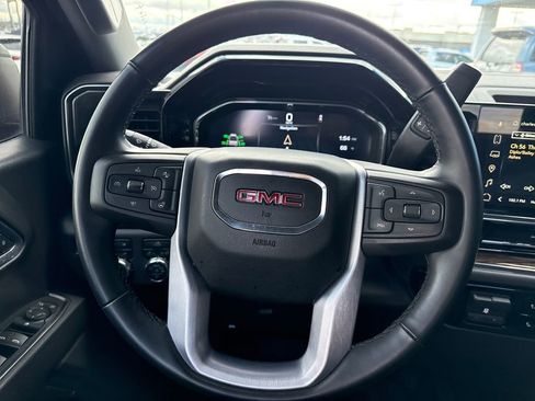 Used 2023 GMC Sierra 1500 Elevation image 18