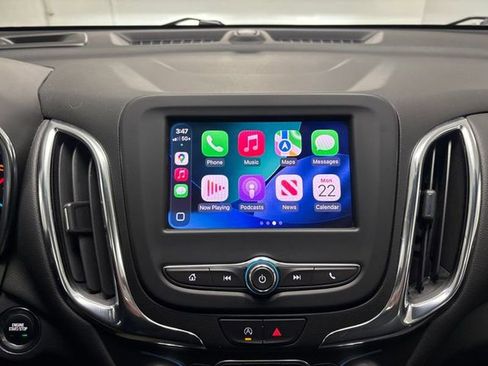 Used 2022 Chevrolet Equinox LT image 41