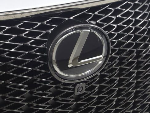 Used 2024 Lexus ES 300h F Sport w/ Accessory Package (Z2) image 17