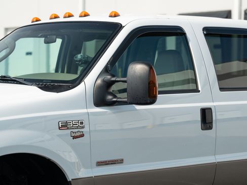 Used 2003 Ford F350 Lariat image 16