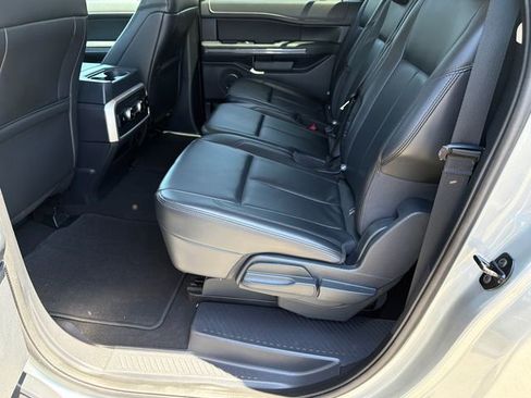 Used 2024 Ford Expedition Max XLT AWD/4WD image 21