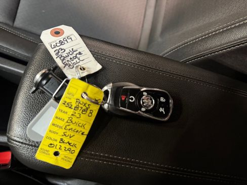 Used 2023 Buick Encore GX Select image 27