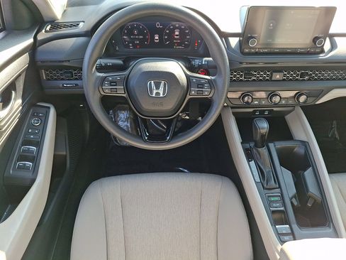 Certified 2023 Honda Accord LX image 11