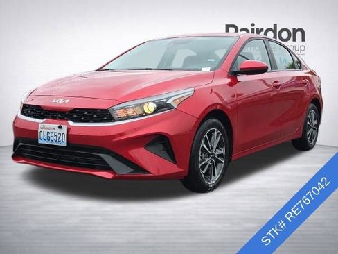 Used 2024 Kia Forte LXS image 3