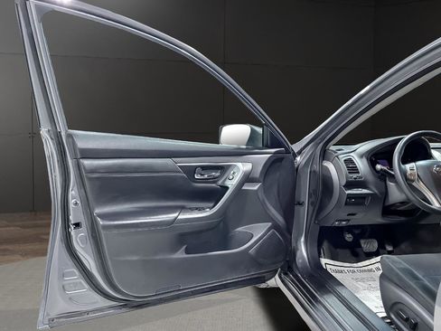 Used 2015 Nissan Altima 2.5 S w/ Power Driver Seat Package image 17