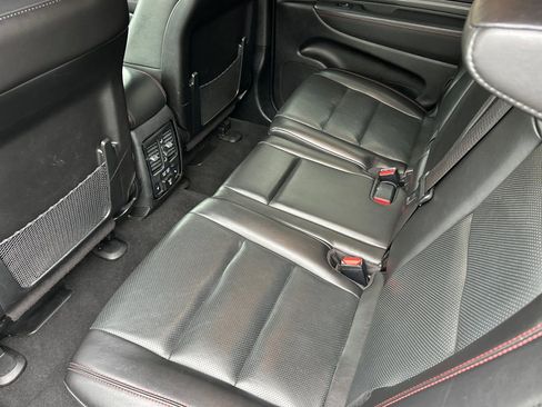 Used 2024 Dodge Durango GT AWD/4WD image 11