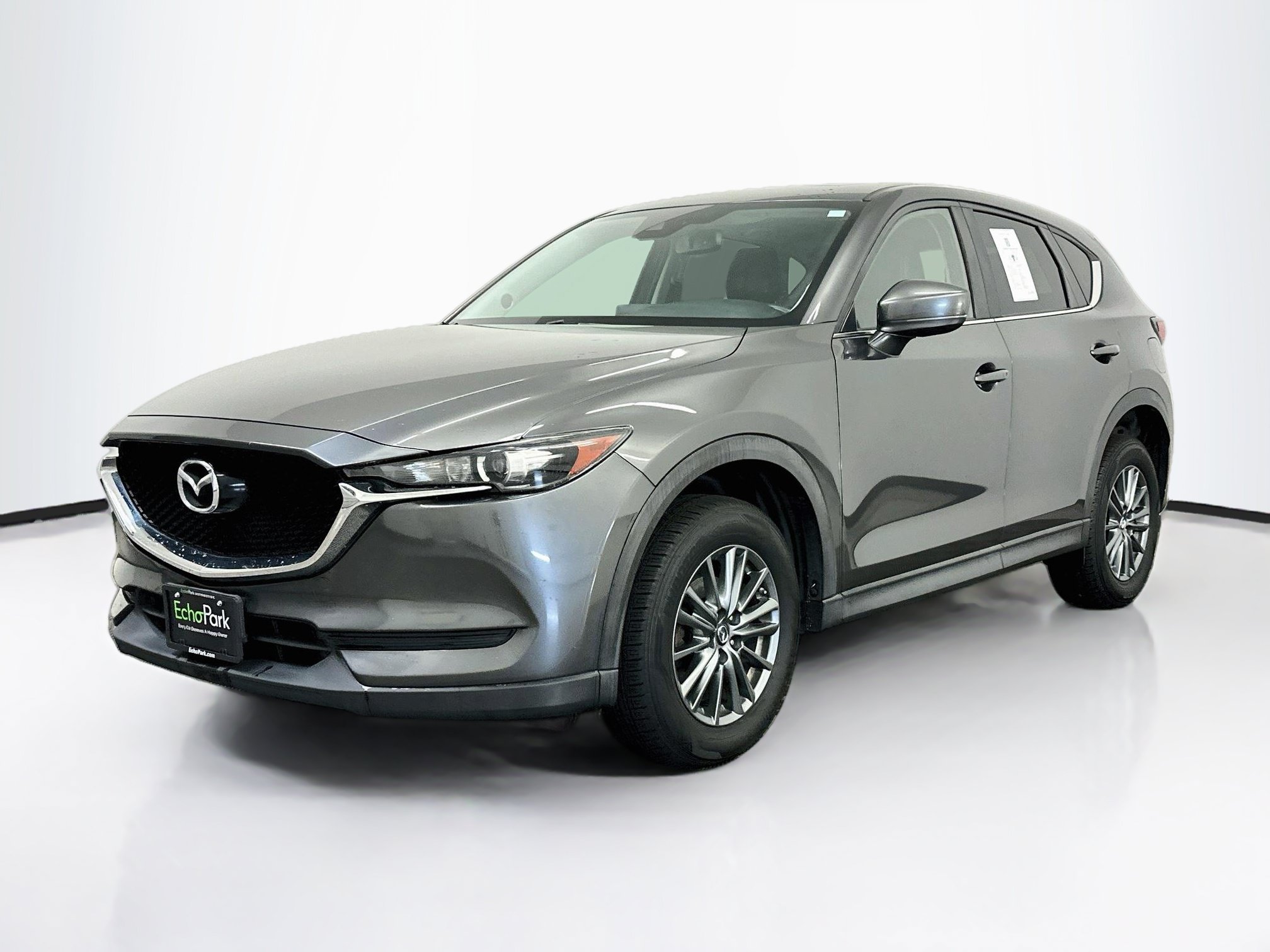 Used 2017 MAZDA CX-5 Touring w/ Preferred Equipment Package AWD/4WD image 3