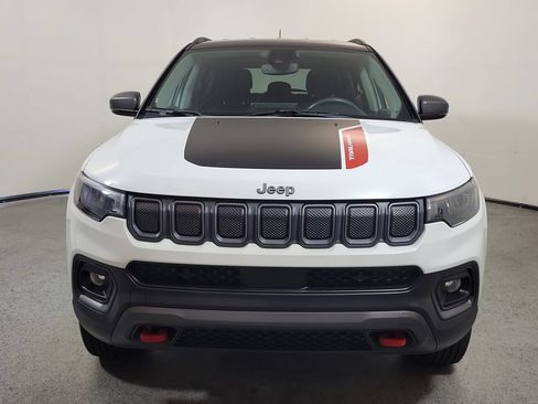 Used 2022 Jeep Compass Trailhawk AWD/4WD image 2