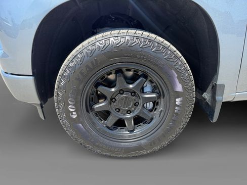 Used 2024 Chevrolet Silverado 1500 RST AWD/4WD image 9