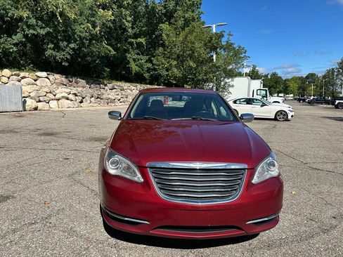 Used 2013 Chrysler 200 Limited w/ Sun/Sound Group FWD image 8