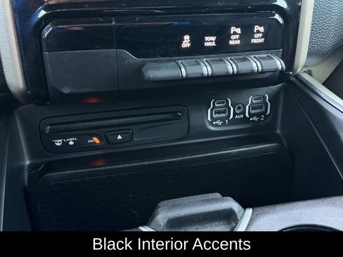 Used 2019 RAM 1500 Laramie w/ Sport Appearance Package AWD/4WD image 27