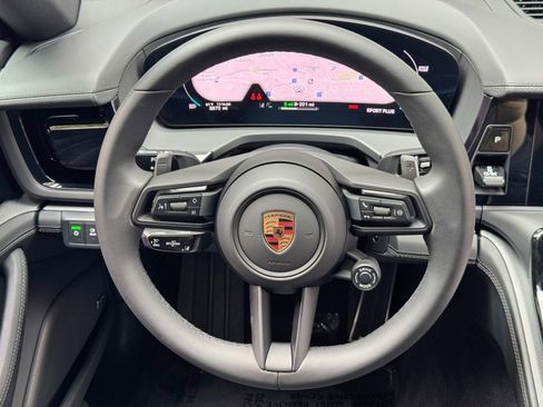 Used 2025 Porsche Panamera 4 AWD/4WD image 21
