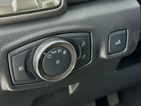 Used 2021 Ford Ranger XLT w/ Equipment Group 301A Mid image 9