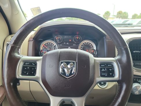 Used 2019 RAM 1500 Laramie w/ Convenience Group RWD image 15