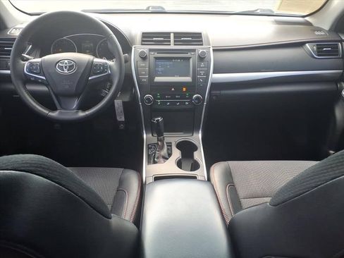 Used 2017 Toyota Camry SE FWD image 22