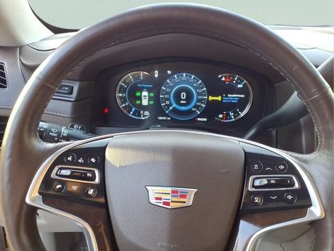 Used 2016 Cadillac Escalade Premium AWD/4WD image 9