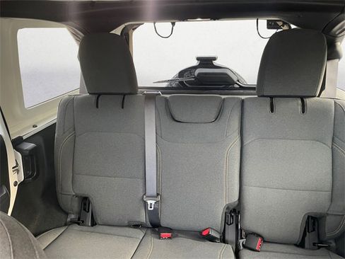 Used 2024 Jeep Wrangler Sport S image 13