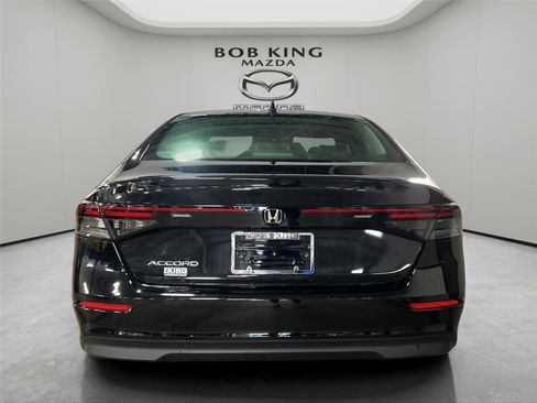 Used 2025 Honda Accord LX image 4